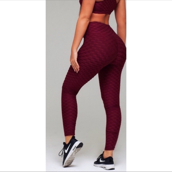 Brazilian Butt Lifting Scrunch Leggings - Picture 3 of 12